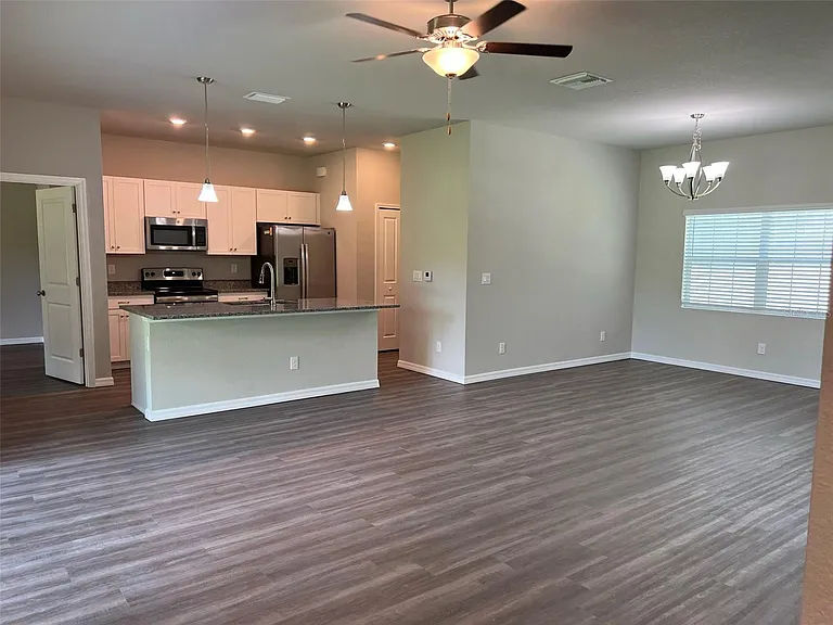 3685 Trenton Ln — Photo 5