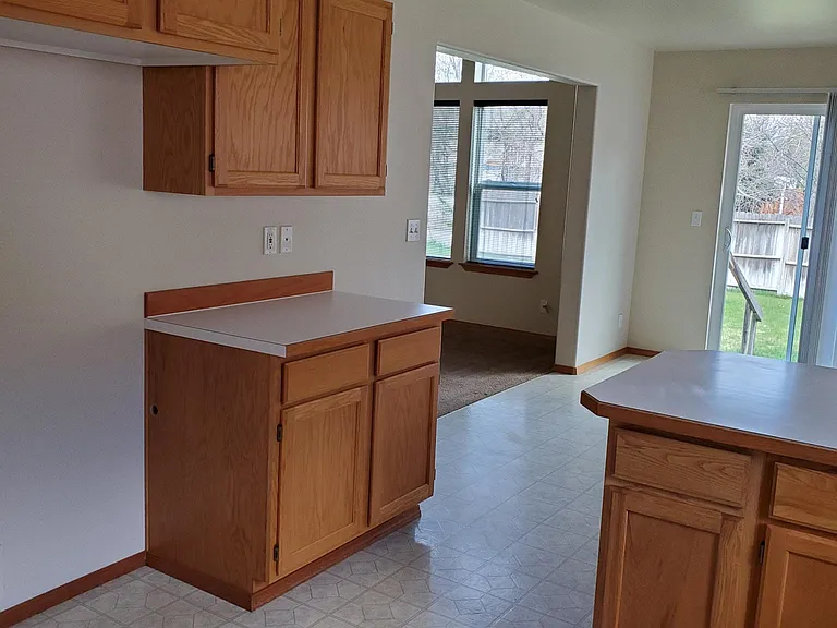 2131 E Briarleaf Ave — Photo 11