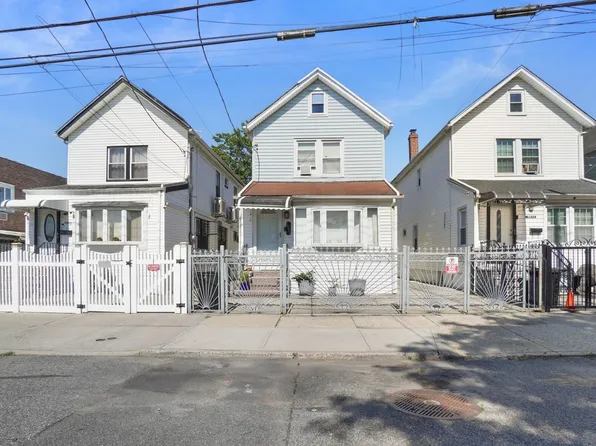 99-13 215th Street, Queens Village, NY 11429