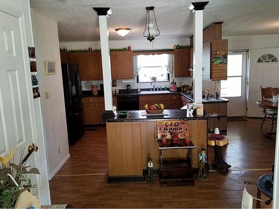 2nd image of 1057 Old Highway 66
