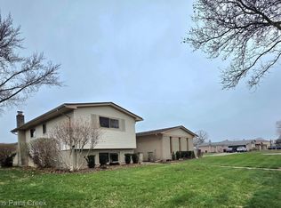 4714 Pickwick Dr, Sterling Heights, MI 48310