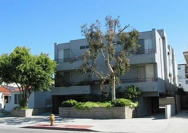 Building Photo - 3642 Hughes Ave #2