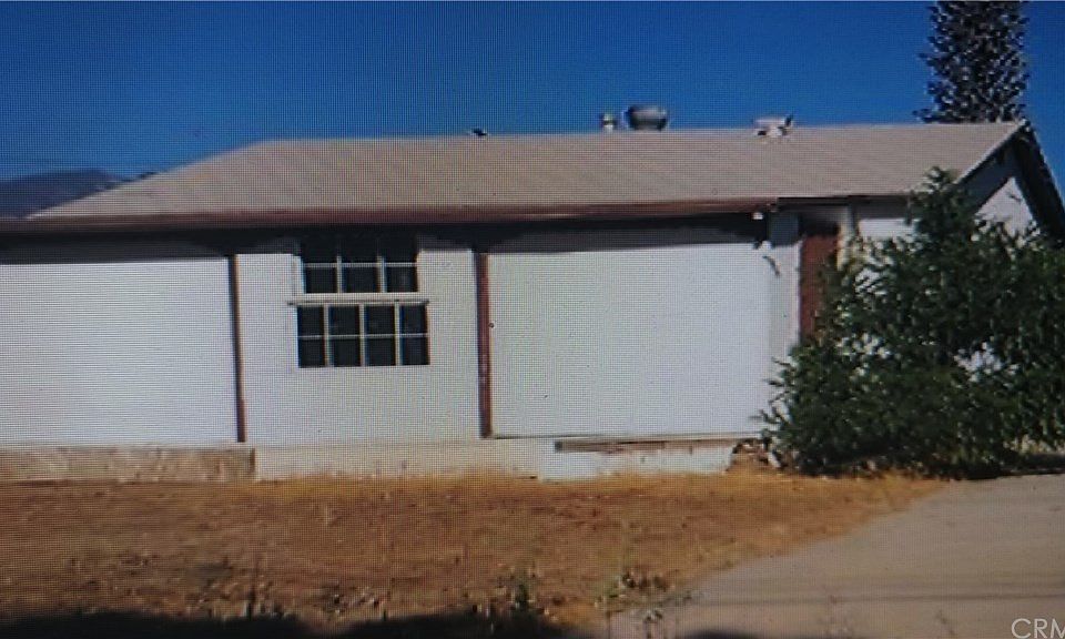 2nd image of 927 Avenue B