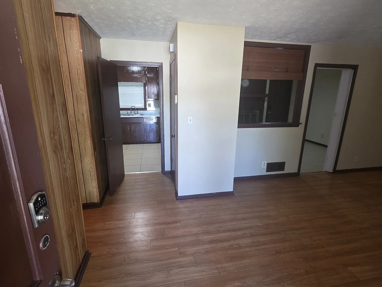 3 bed, 1208 sqft, $1,780 — Photo 4