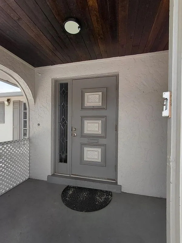 3 bed, 2.0 bath, 1526 sqft, $2,650 — Photo 2