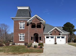 6401 Rains Davis Dr, Kernersville, NC 27284