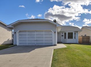 14819 35th St NW, Edmonton, AB T5Y 2H8