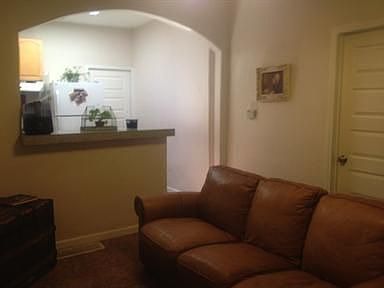 4th image of 3009 N Marion St