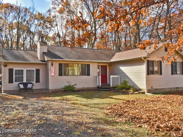 3282 Bluebird Dr, Bushkill, PA 18324