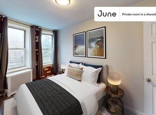 13 Charlotte St FLOOR 2-A, Ridgewood, NY 11385