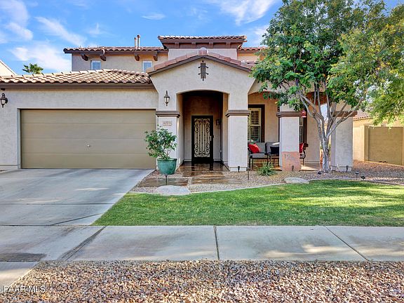 3rd image of 1273 E Apricot Ln