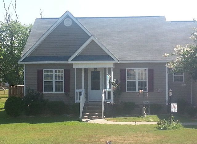 1st image of 109 Sunridge Ln