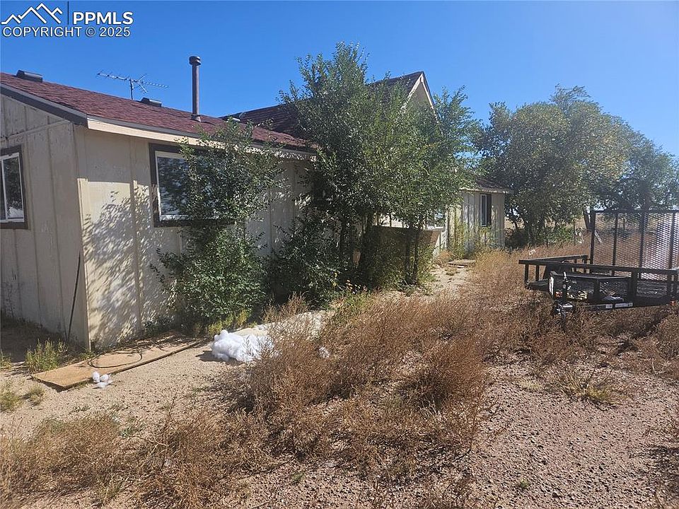 2nd image of 10450 S Squirrel Creek Rd