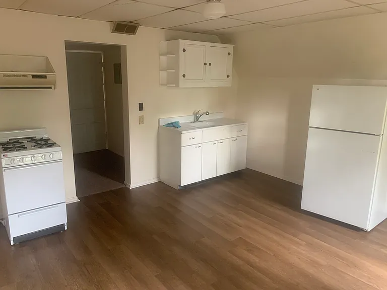 430 Ross Ave #3 — Photo 6