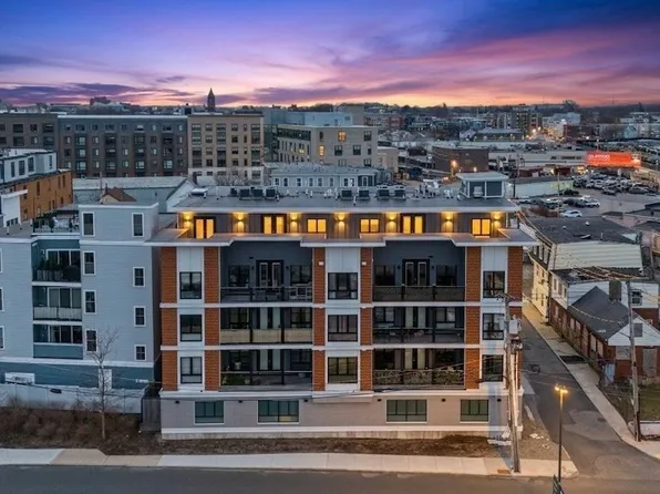 85 Willow Ct #Penthouse 501, Dorchester, MA 02125