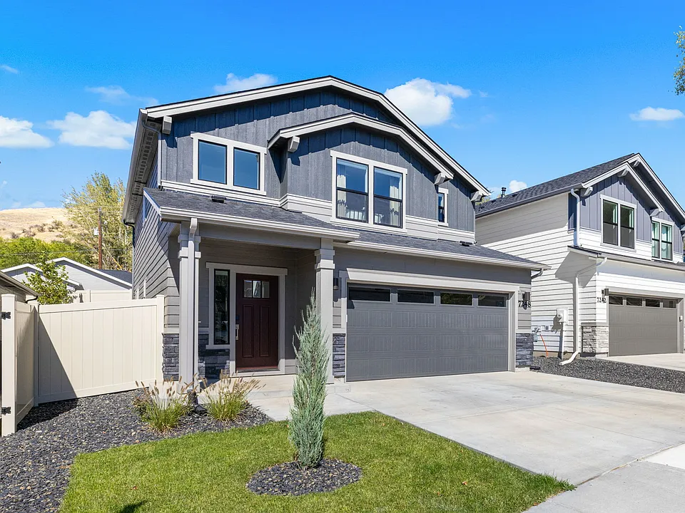 7248 W Rygate Dr