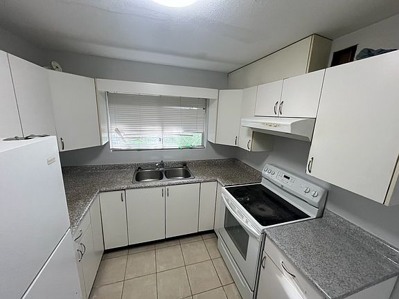 3rd image of 33514 Ketch Pl