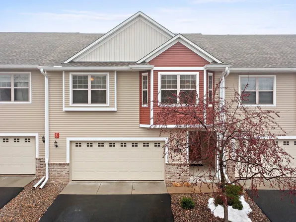 3165 Frontier Dr, Woodbury, MN 55129