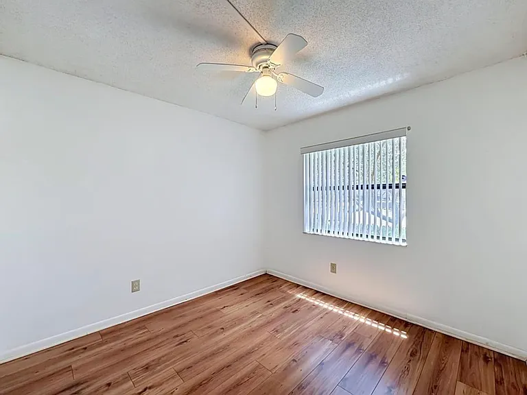 1065 NW 106th Ter #102 — Photo 10
