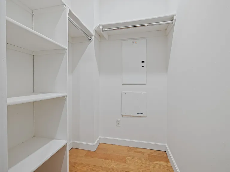 37 Wall St #16-H — Photo 6