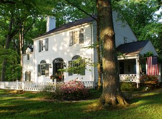 4201 Roberts Rd, Fairfax, VA 22032