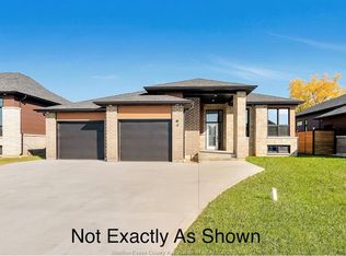 114 Hazel Cres, Kingsville, ON N9Y0A9