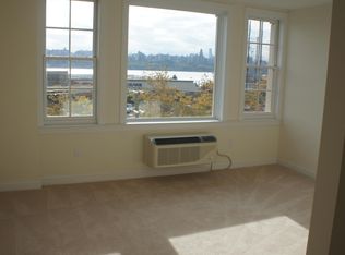 595 River Rd #1451, Edgewater, NJ 07020