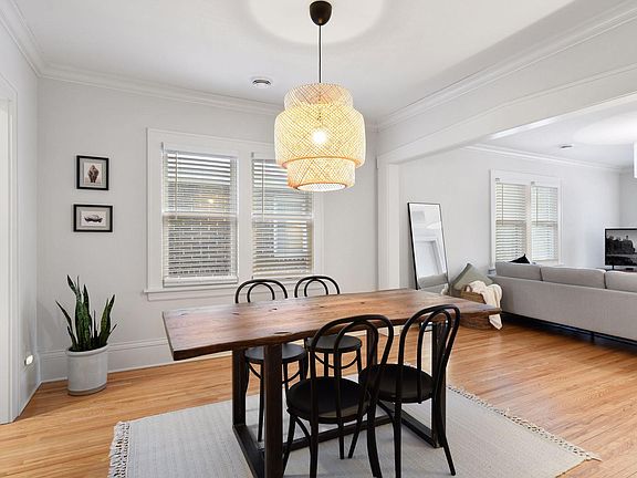 5th image of 3413 Girard Ave S #2