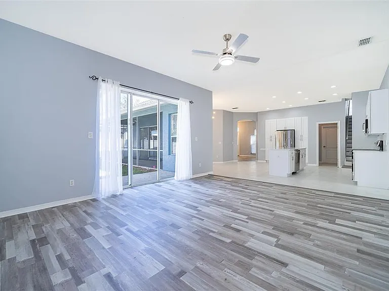8119 Lake Crowell Cir — Photo 21