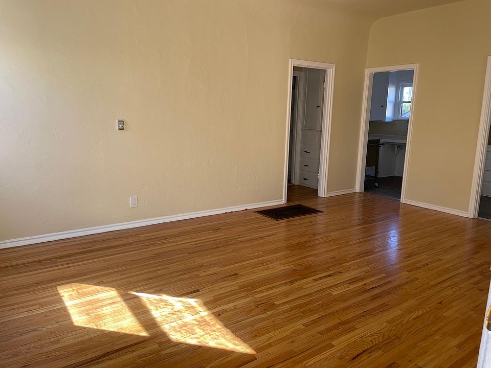 1st image of 5075 Glen Iris Ave