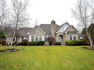 41W082 Bridle Creek Dr, St Charles, IL 60175