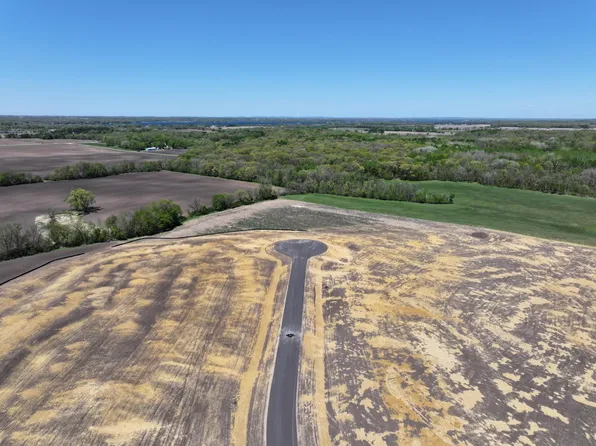 12 Chainview Ct NW, Alexandria, MN 56308