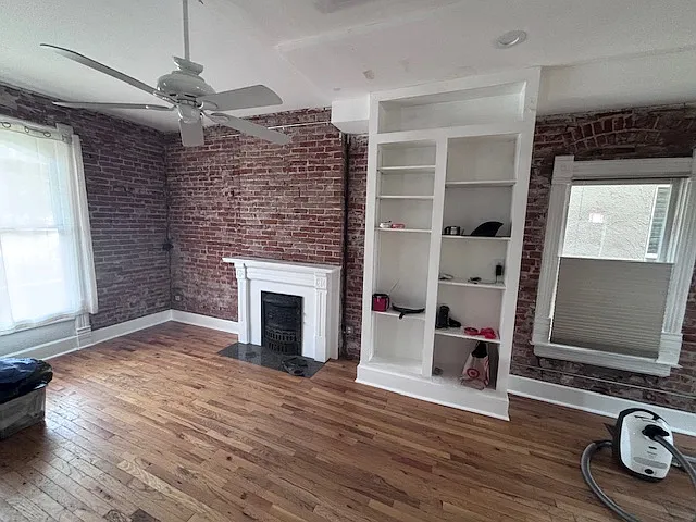 2811 Welton St — Photo 10