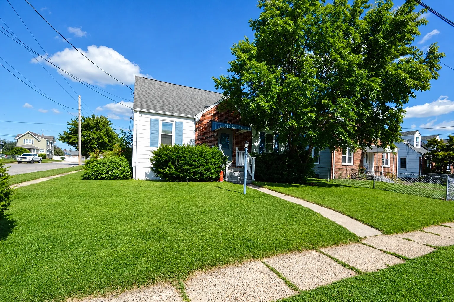 4 bed, 1632 sqft, $2,575 — Photo 1