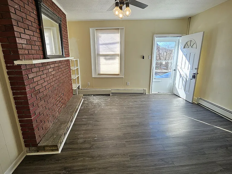 510 W Hanover St #HOUSE — Photo 12