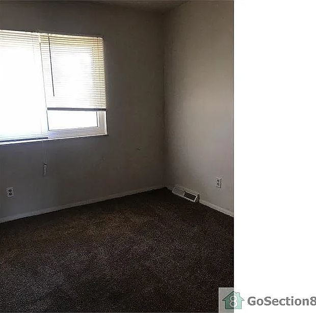1st image of 5664 Harschel Dr #1