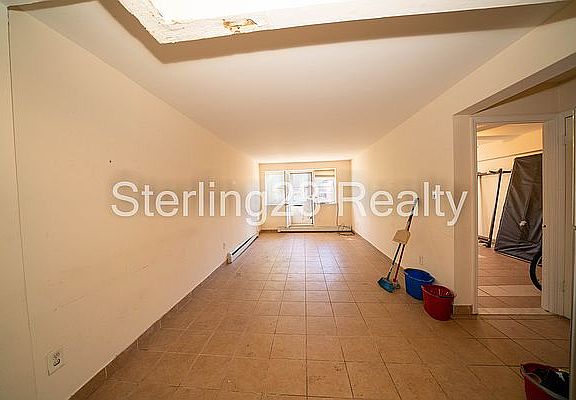 5th image of 20-39 49th St #W1