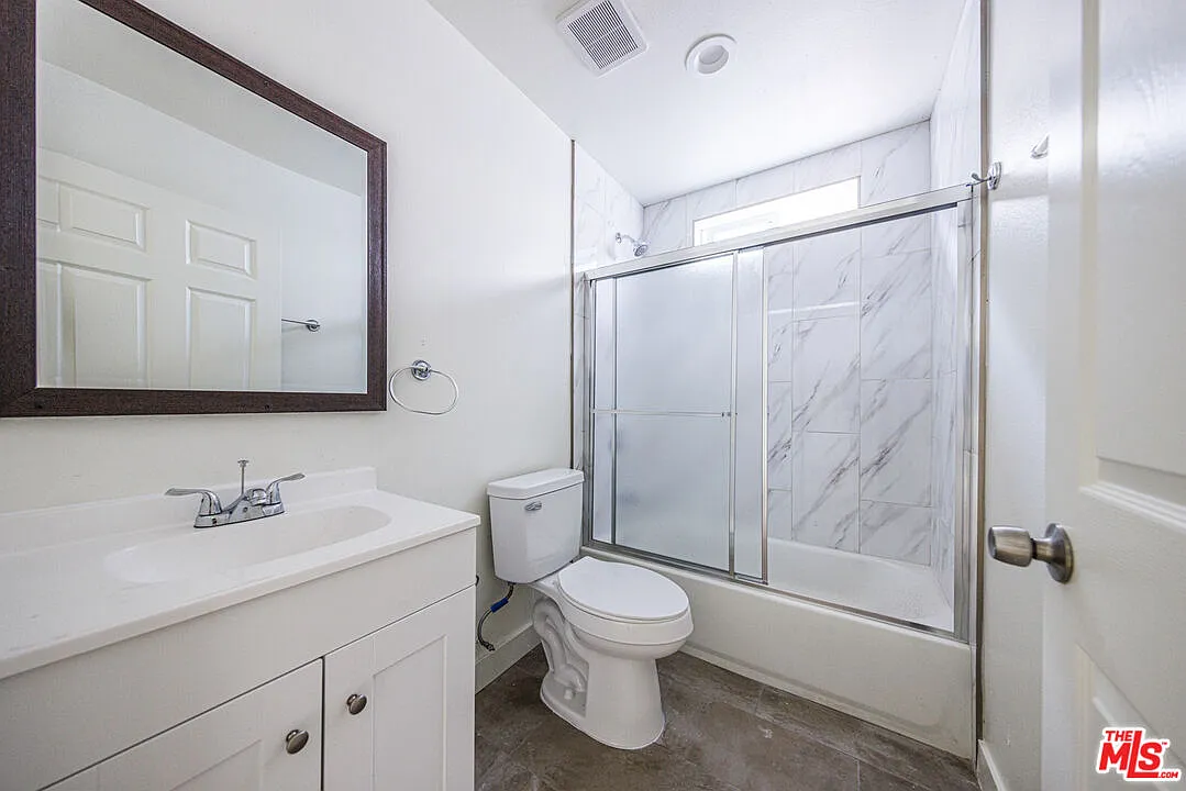 16 bed, 9.0 bath, 6677 sqft, $19,200 — Photo 4