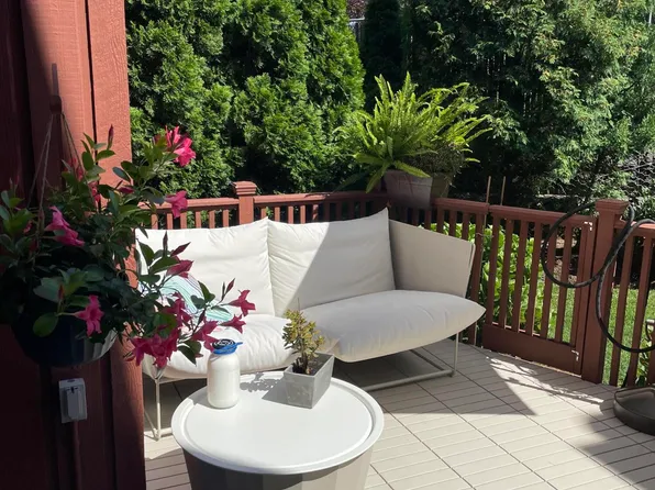 1440 Forest Hill Rd Unit 4, Staten Island, NY 10314