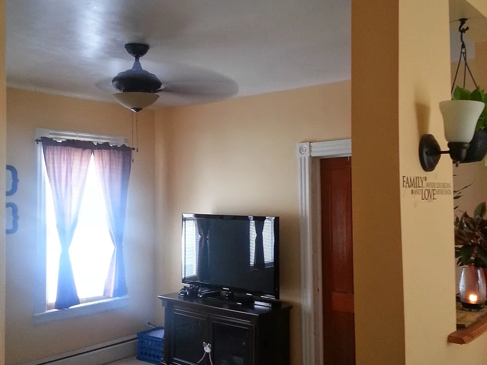 2nd fl living