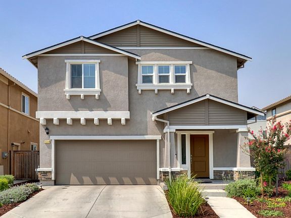 2nd image of 4549 Golden Cedar St