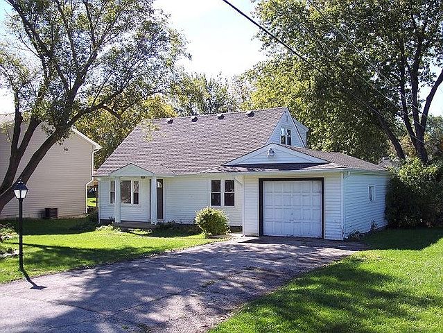 1st image of 36462 N Elizabeth Ct