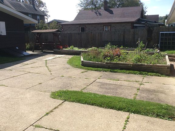 Patio with Raised Gardens