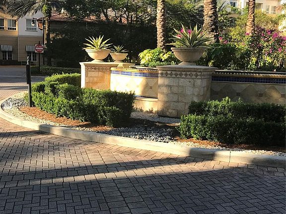 4th image of 16102 Emerald Estates Dr APT 324