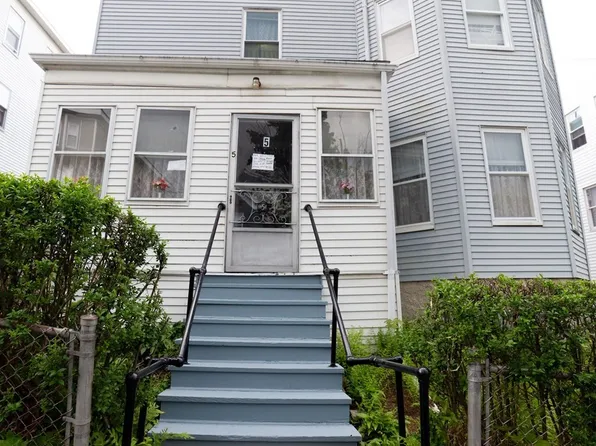 5 Suffield St, Worcester, MA 01610