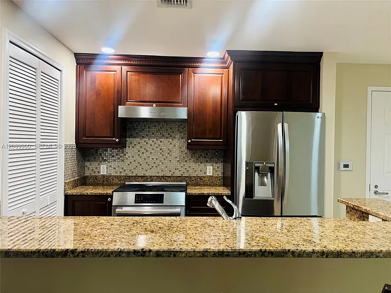 100 Andalusia Ave #510 — Photo 6