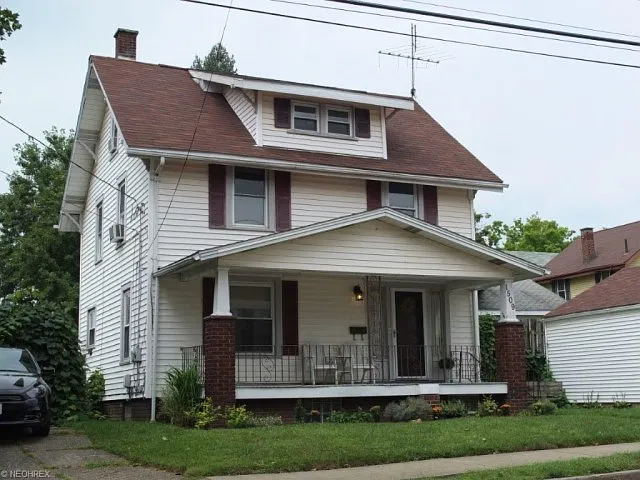 1509 Arnold Ave NW photo 1