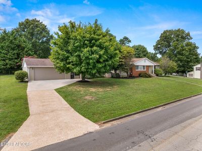 700 W 6th Ave, Lenoir City, TN, 37771
