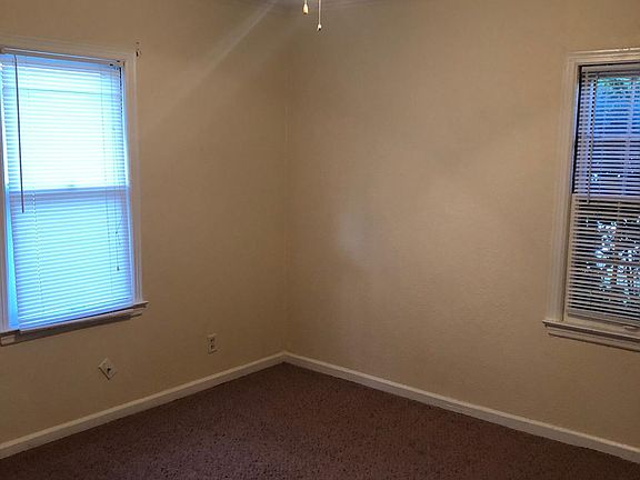 4th image of 917 Yukon Ave
