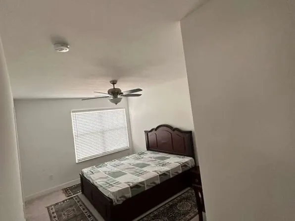 2302 S Stonehill Way, New Palestine, IN 46163